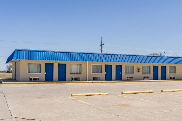Regency Inn Concordia Exterior photo